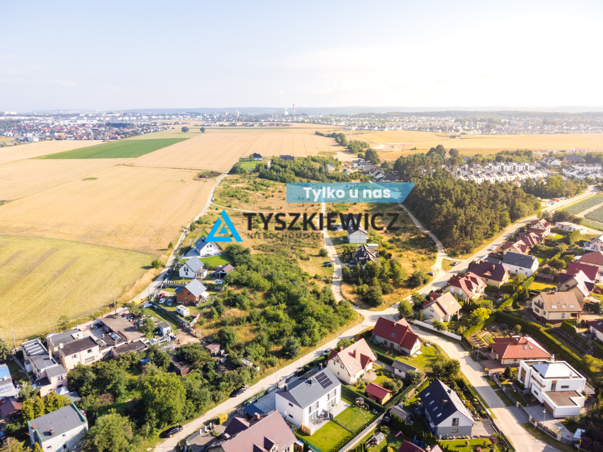 Działka budowlana w cichej i zielonej okolicy Kosakowo 