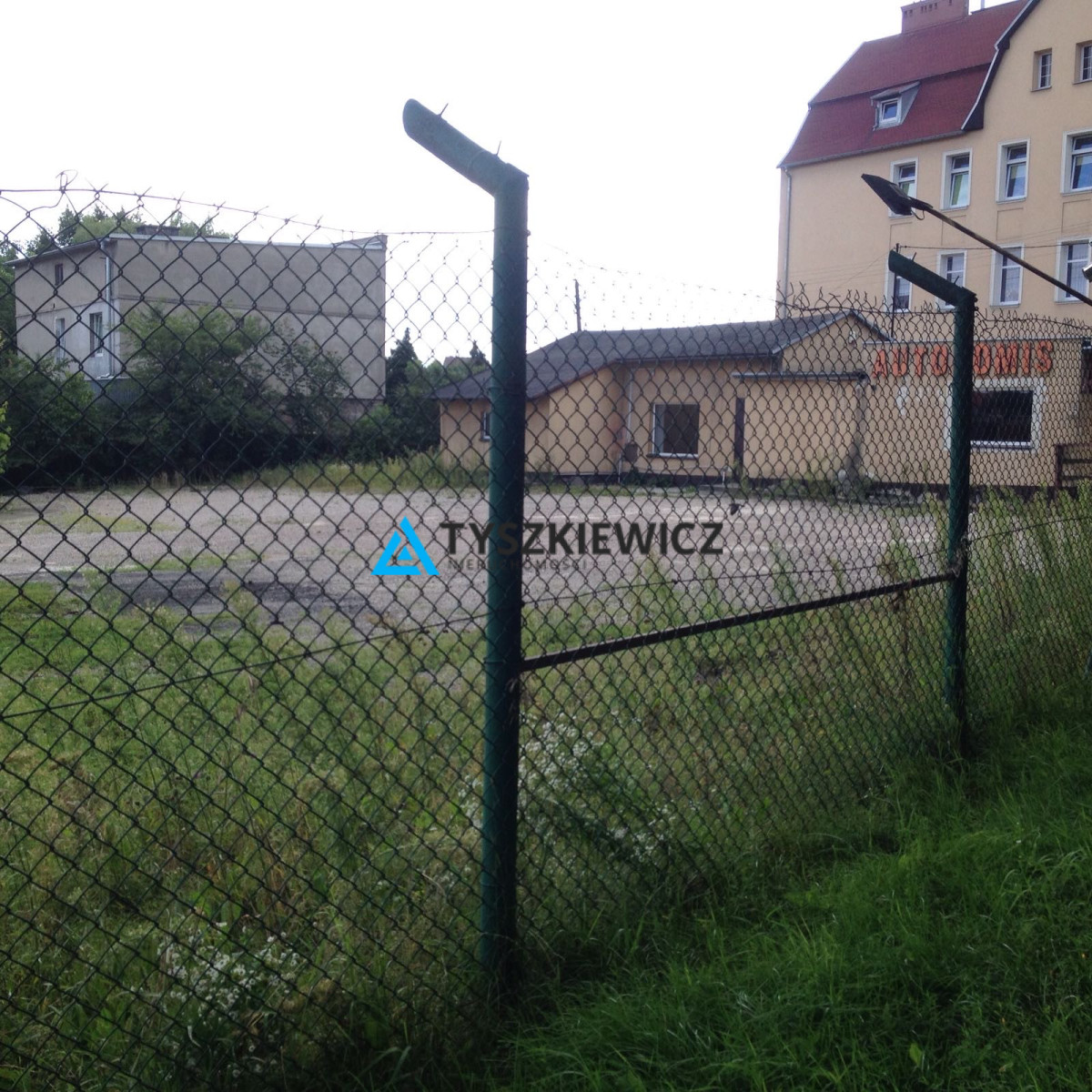 Oferta biznesowa , lokal z parkingiem na wynajem. Chojnice 